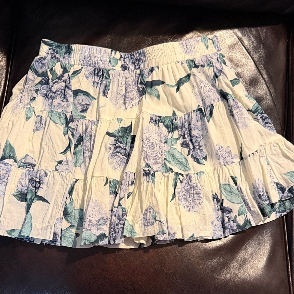 Mustard Seed White Mini Skort with Blue Floral